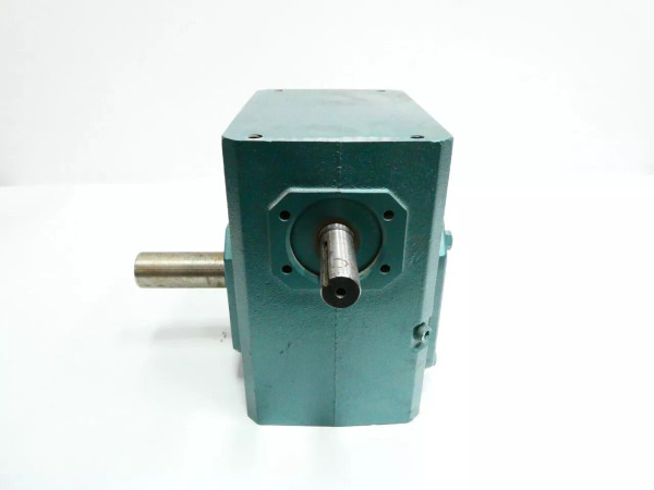 Grove Gear SP B232-30-2 Right Angle Gear Reducer 30:1 Grove Gear SP B232-30-2 Right Angle Gear Reducer 30:1