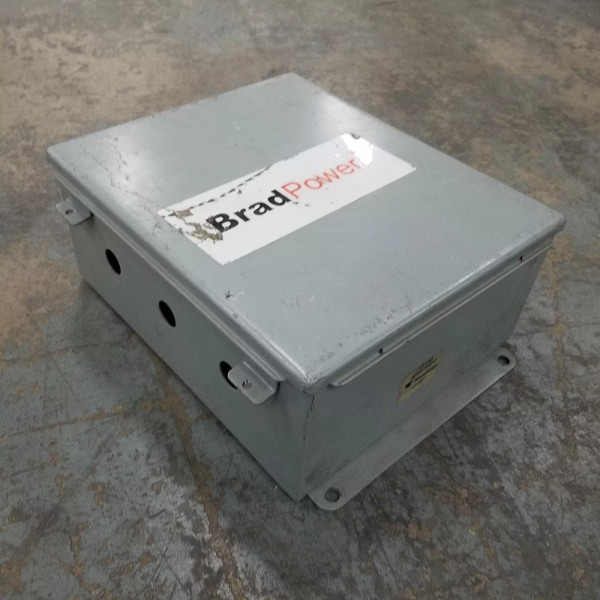BradPower 1300690001 Distribution Box, 6 Port, 3 Pole, BPJNX-6PORT - USED