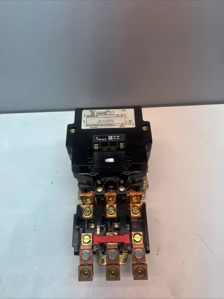 Square D 8536SFO1S Size 4 Full Voltage Starter 120v-ac 100hp