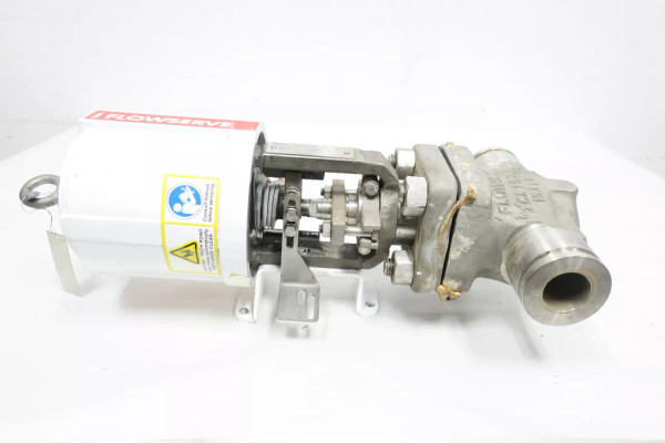 Flowserve MK 1 Valtek Pneumatic Stainless Globe Valve 1-1/2in 150 Flowserve MK 1 Valtek Pneumatic Stainless Globe Valve 1-1/2in 150