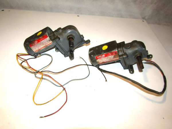 Dayton 2Z803B 115V Gear Motor 1/15HP 100 RPM 27 in/lbs Torque