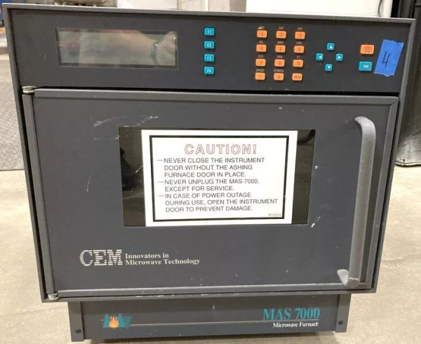 CEM MAS 7000 Microwave Furnace