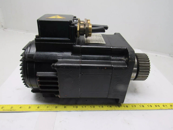 Okuma BL Motor BL-H100E-20T Servo Motor 2kw 2000 RPM 6P 8.4A 152V OSP Encoder