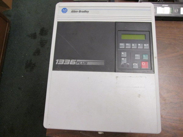 Allen-Bradley 1336 Plus AC Drive 1336S-BRF75-AA-EN3-L6 7.5 HP No L6 Board Used
