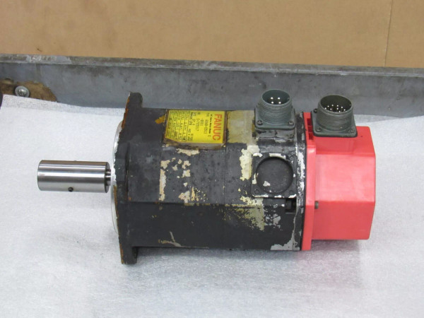FANUC PERMANENT MAGNET AC SERVO MOTOR A06B-0513-B001 S-705317 85V 2000RPM 8P 3PH