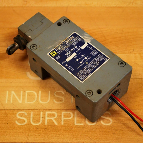 Square D CR53F Class 9007 Series A Heavy Duty Limit Switch, 10Amp, 600V - USED Square D CR53F Class 9007 Series A Heavy Duty Limit Switch, 10Amp, 600V - USED