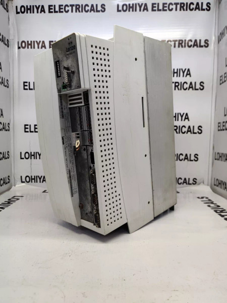 LENZE EVF9326-EV SERVO DRIVE ( USED CONDITION )