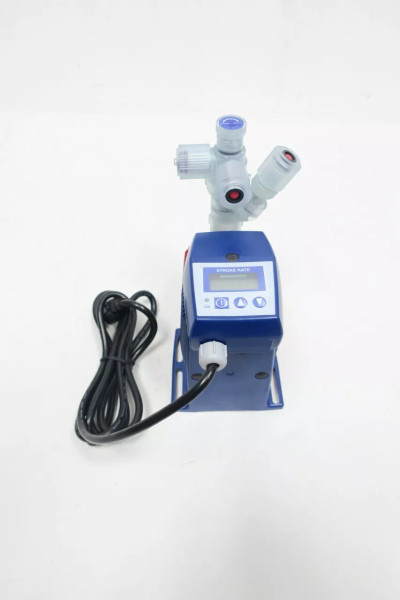 Iwaki EZC21D1-VCA Metering Pump 2gph 105psi 115v-ac
