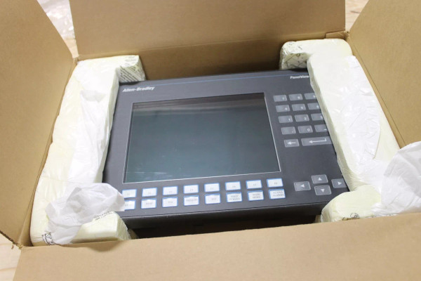 ALLEN BRADLEY 2711-K10C15L1 SERIES E REV C FRN 4.46 PANELVIEW PANEL VIEW 1000