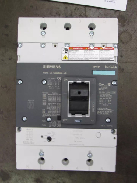 NEW SIEMENS NJG4B400 CIRCUIT BREAKER 400A NJGA4 4 POLE\