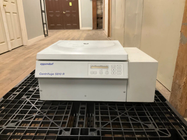 Eppendorf 5810R Refrigerated Centrifuge