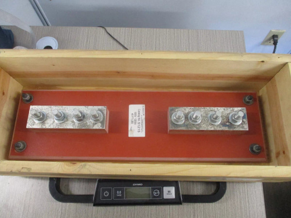 Bussmann Fuse Block 51215 1200A 600V New Surplus Bussmann Fuse Block 51215 1200A 600V New Surplus