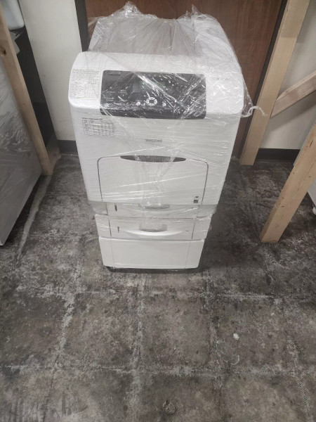 Ricoh SP C440DN Color Laser Printer WITH 2 TRAYS AND STAND LOW METER AT 32K