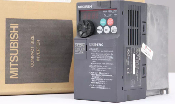 MITSUBISHI FR-E720-0.75K Inverter 3PH AC200-220V 0.75kW FRE7200.75K New Japan