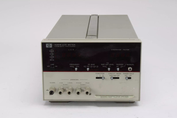 Hewlett Packard HP 4261A Digital LCR Meter
