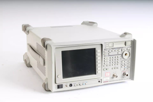 Advantest R3463 Modulation Spectrum Analyzer 9kHz to 3GHz W/ OPT Fair Condition