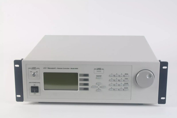 Newport 8000 Modular Controller W/ Processor and Newport 8510D Laser Driver