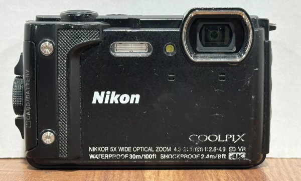 Black Nikon Coolpix W300 16.0 Mega Pixels 5x Optical Zoom Compact Digital Camera91100 SK 1868 02/04/2025