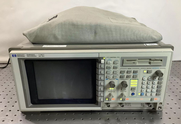 HP Hewlett Packard 54522C Oscilloscope 2 GSa/ s - 500 MHz