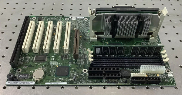 Dell Motherboard Rev. A00 AA 722396-110 Intel Pentium SL2VH