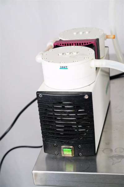 KnF Neuberger Laboport UN842.3 FTP Lab Vacuum Diaphragm Pump