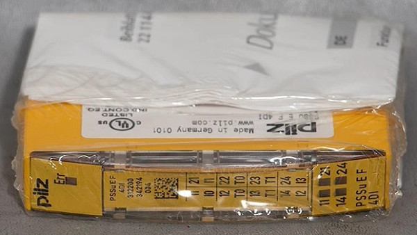 NEW Pilz PSSu E F 4DI 312200 Safe Digital I/O Module. NEW Pilz PSSu E F 4DI 312200 Safe Digital I/O Module.