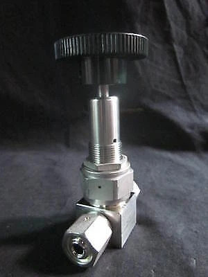 Swagelok SS-BNVFR4-P BELLOWS VALVE 316 SS
