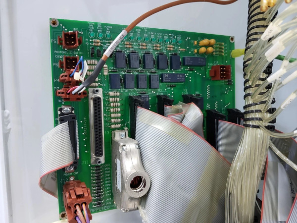 Applied Materials 0100-01652 PCBA, HDPCVD 300MM AP GAS PANEL DISTRIBUTION AMAT