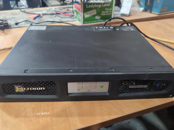 Crown 2|300 Drivecore Install Power Amplifier