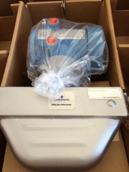 Micro motion Transmitter 1700I-12ABAEZZZ+Mass Flow Sensor R025S319NCAAEZYZZ