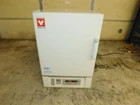 YAMATO CONSTANT TEMPERATURE LAB OVEN DNF400 (#4658)