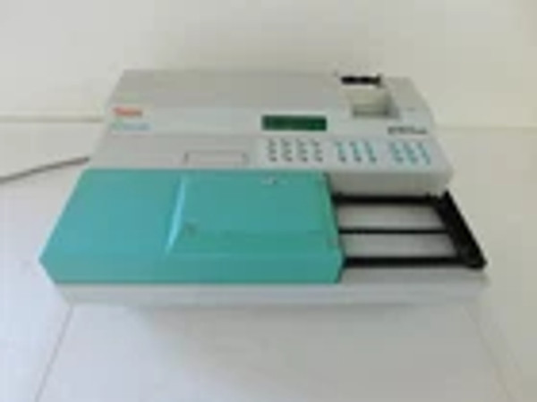 THERMO FISHER SCIENTIFIC MULTISKAN MCC 355 MICROPLATE READER (QXG76)