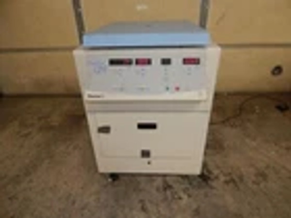 THERMO IEC CENTRA GP8 CENTRIFUGE MODEL GP8F (#4161)