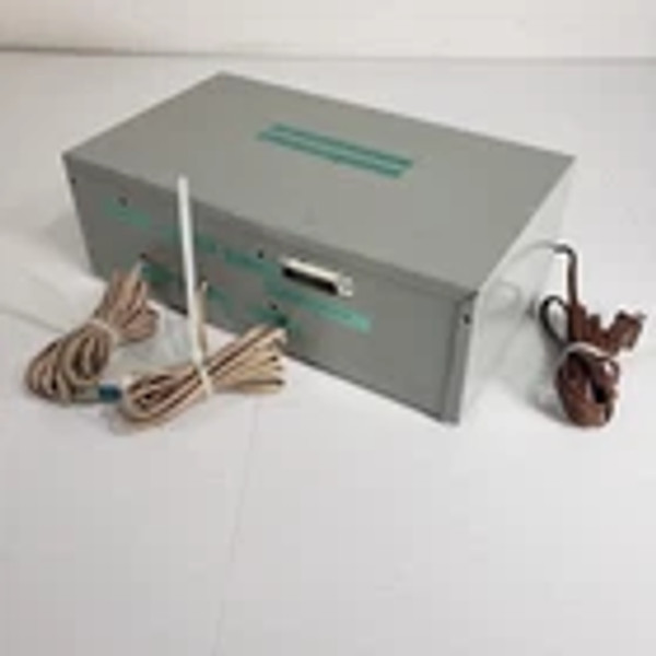 An-Chun & Kendall Nanomover Control Box 115V 3 Mover Channels to PC Printer Port