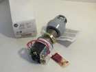 ALLEN BRADLEY 800HQPT24W 800H QPT24W SERIES C 24V WHITE LENS PILOT LIGHT NEW