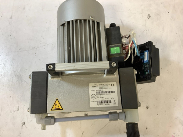 Ilmvac Vacuum Chemical Pump Type 412522-01 NS U3B