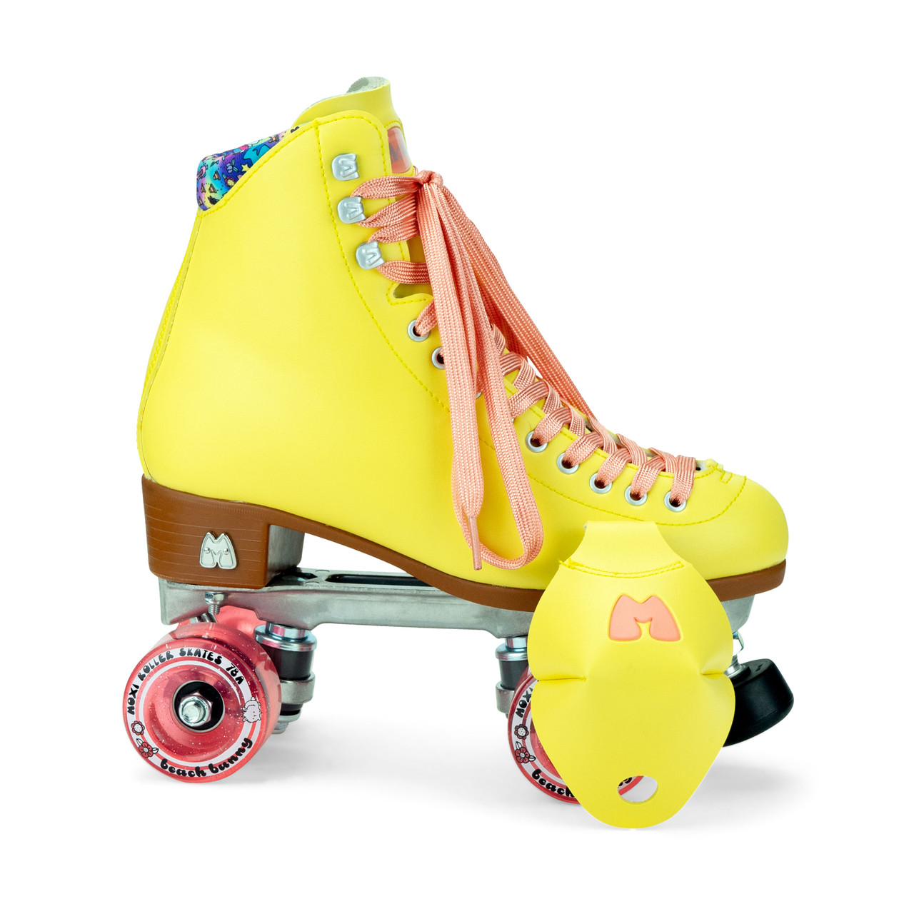 Moxi Strawberry Lemonade Beach Bunny Roller Skate | Bad Girlfriend ...