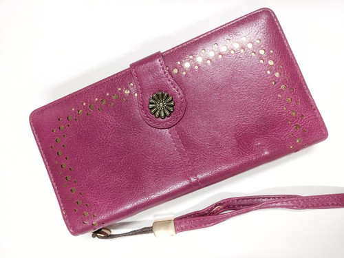 Retro Zipper Wallet with daisy snap close - Fuscia