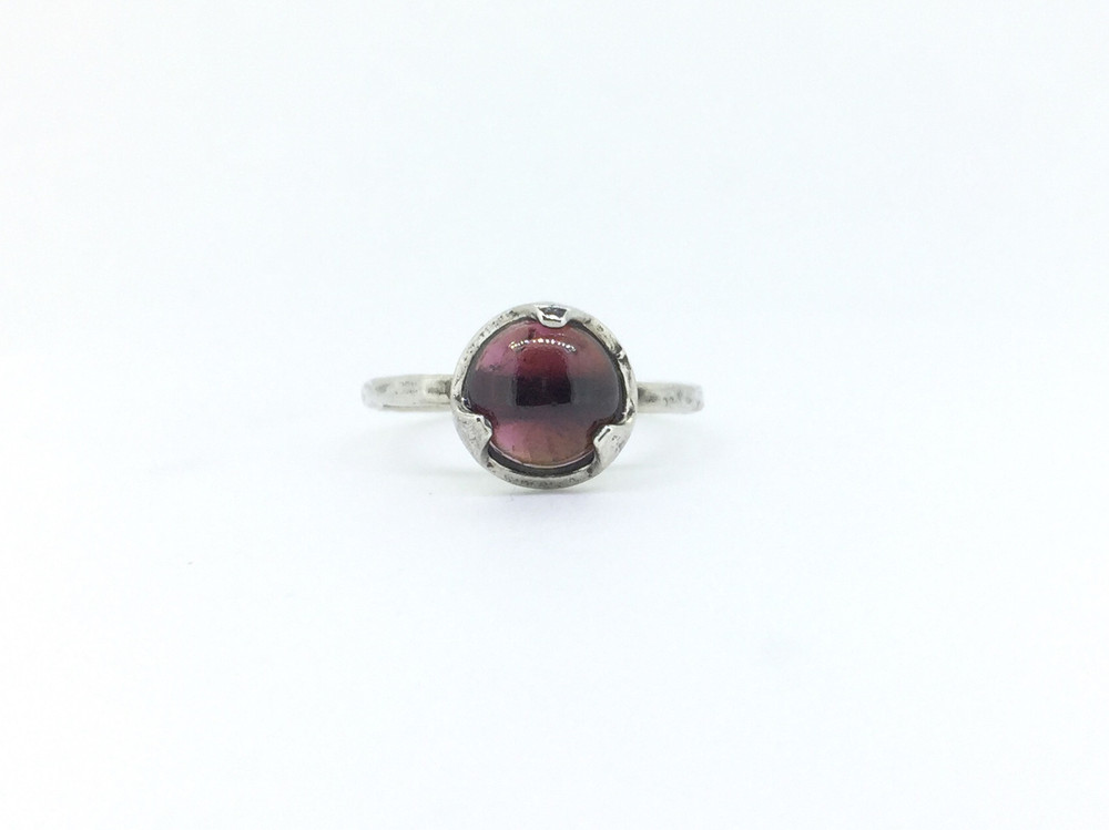 3-Prong Round Garnet Ring