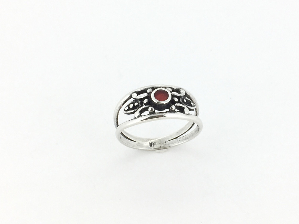 Round Carnelian/Sterling Silver Band Ring