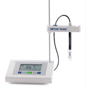 METTLER TOLEDO PH METER FP20 bio kit  RANGE -2 TO 16 PH/ 0.01 RESOLUTION with LE410 sensor