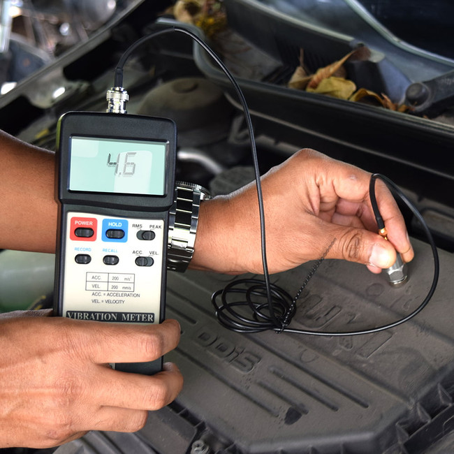 LUTRON VB-8200 Vibration Meter | Industrial Machine Condition Monitoring