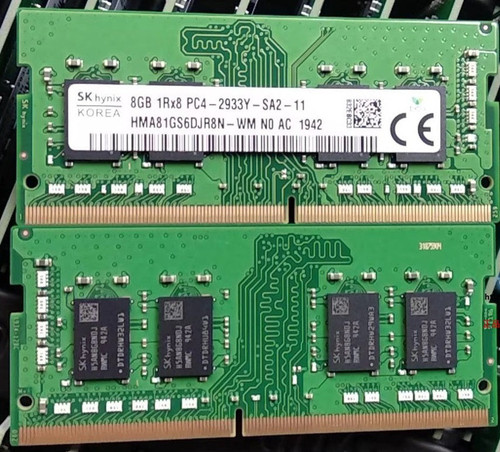 SK Hynix RAM Module - HMA81GS6DJR8N-WM