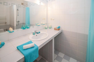 Inexpensive Ideas: Delightful Fixtures to Freshen Up Your Bathroom