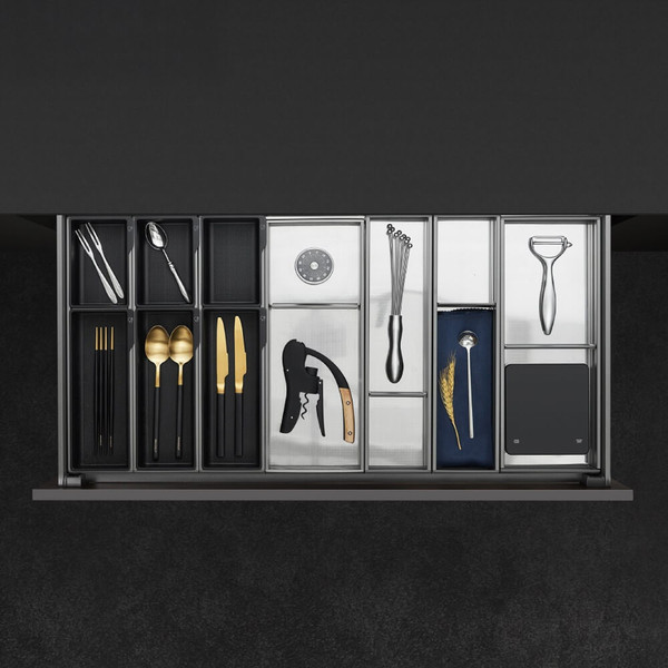 Adjustable kitchen drawer dividers for 900mm wide drawers with modular aluminium inserts, perfect for organised Australian kitchens.