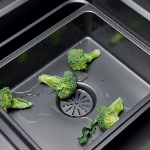 Single-Bowl-Workstation-Sink-With-Dual-Step-Design
