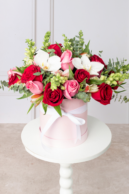 Destino / Caja de Rosas Rojas y Rosas con Orquídea CH/IXT