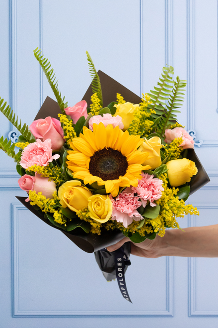 Amable / Girasol, Rosa Blanca y Clavel Rosa TECÁMAC