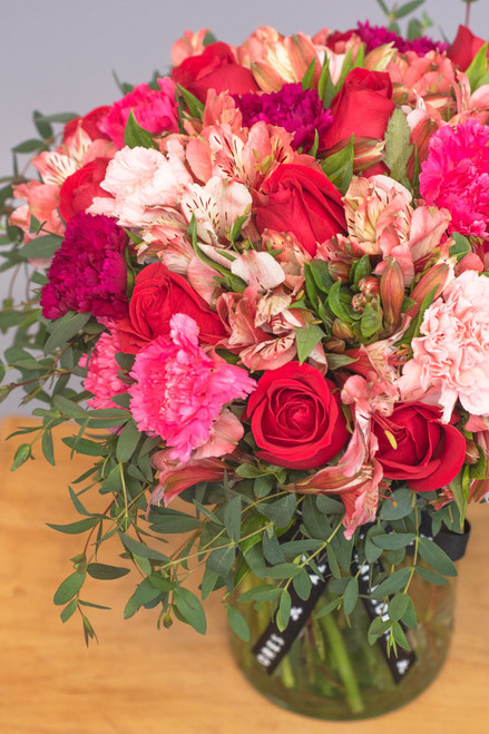 Enamorados / Rosa Roja y Astromelia Rosa GDL