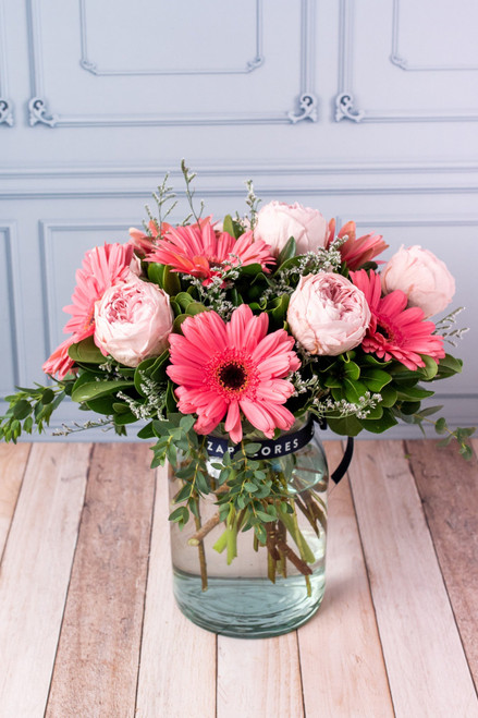 Oasis / Peonias Eternas y Gerbera Rosa CUN